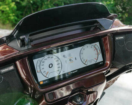 Коричневый Харлей-Дэвидсон CVO Street Glide, объемом двигателя 1.97 л и пробегом 1 тыс. км за 40000 $, фото 48 на Automoto.ua