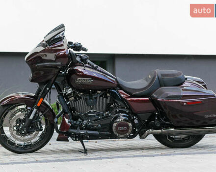 Коричневый Харлей-Дэвидсон CVO Street Glide, объемом двигателя 1.97 л и пробегом 1 тыс. км за 50000 $, фото 56 на Automoto.ua