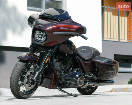 Коричневый Харлей-Дэвидсон CVO Street Glide, объемом двигателя 1.97 л и пробегом 1 тыс. км за 50000 $, фото 3 на Automoto.ua