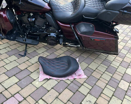 Красный Харлей-Дэвидсон CVO Street Glide, объемом двигателя 1.9 л и пробегом 31 тыс. км за 35000 $, фото 10 на Automoto.ua