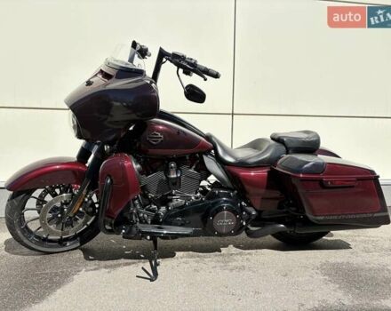 Красный Харлей-Дэвидсон CVO Street Glide, объемом двигателя 2.2 л и пробегом 18 тыс. км за 30400 $, фото 6 на Automoto.ua