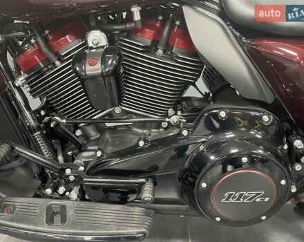 Харлей-Дэвидсон CVO Street Glide, объемом двигателя 1.9 л и пробегом 9 тыс. км за 35000 $, фото 3 на Automoto.ua