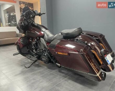 Харлей-Дэвидсон CVO Street Glide, объемом двигателя 1.9 л и пробегом 9 тыс. км за 35000 $, фото 2 на Automoto.ua