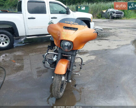 Помаранчевий Харлей-Девідсон CVO Street Glide, об'ємом двигуна 0 л та пробігом 45 тис. км за 2900 $, фото 4 на Automoto.ua