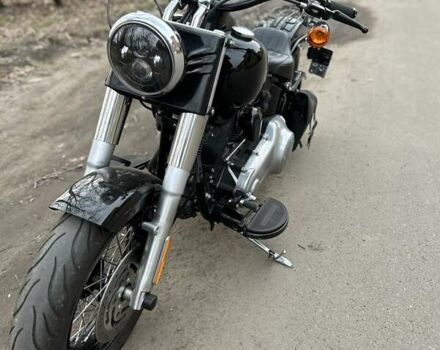 Чорний Харлей-Девідсон Dyna Softail, об'ємом двигуна 1.7 л та пробігом 10 тис. км за 13300 $, фото 3 на Automoto.ua