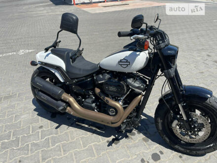 Харлей-Девідсон Fat Bob 2018 у Одесі на Automoto.ua Білий Харлей-Девідсон Fat Bob, об'ємом двигуна 1.85 л та пробігом 3 тис. км за 18500 $, фото 1 на Automoto.ua
