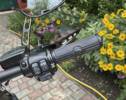 Белый Харлей-Дэвидсон Fat Bob, объемом двигателя 1.9 л и пробегом 2 тыс. км за 22000 $, фото 6 на Automoto.ua