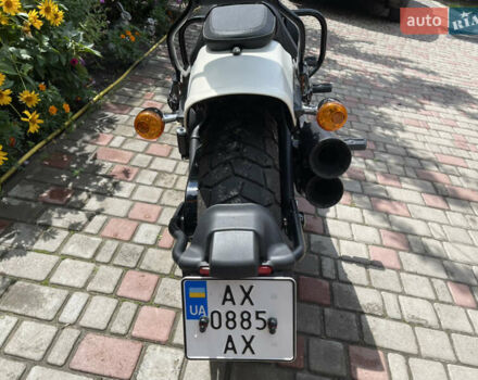 Белый Харлей-Дэвидсон Fat Bob, объемом двигателя 1.9 л и пробегом 2 тыс. км за 22000 $, фото 15 на Automoto.ua