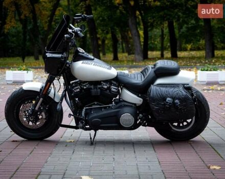 Черный Харлей-Дэвидсон Fat Bob, объемом двигателя 1.87 л и пробегом 22 тыс. км за 24900 $, фото 6 на Automoto.ua