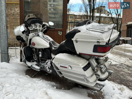 Белый Харлей-Дэвидсон FLHTC, объемом двигателя 1.69 л и пробегом 30 тыс. км за 17500 $, фото 1 на Automoto.ua