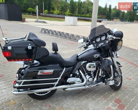 Черный Харлей-Дэвидсон FLHTCU Ultra Classic Electra Glide, объемом двигателя 0 л и пробегом 27 тыс. км за 14700 $, фото 5 на Automoto.ua