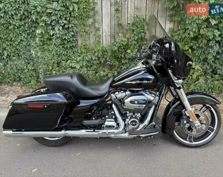 Чорний Харлей-Девідсон FLHTCU Ultra Classic Electra Glide, об'ємом двигуна 0 л та пробігом 12 тис. км за 16300 $, фото 1 на Automoto.ua