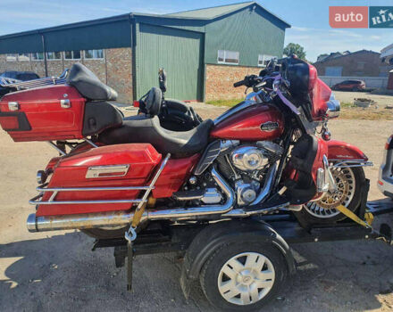 Красный Харлей-Дэвидсон FLHTCU Ultra Classic Electra Glide, объемом двигателя 1.7 л и пробегом 36 тыс. км за 11000 $, фото 38 на Automoto.ua