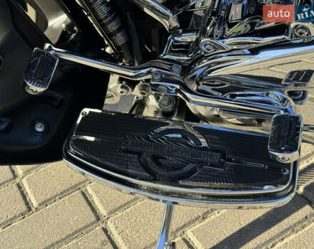 Черный Харлей-Дэвидсон FLHTK, объемом двигателя 1.85 л и пробегом 23 тыс. км за 23500 $, фото 18 на Automoto.ua