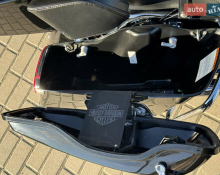 Черный Харлей-Дэвидсон FLHTK, объемом двигателя 1.85 л и пробегом 23 тыс. км за 23500 $, фото 34 на Automoto.ua