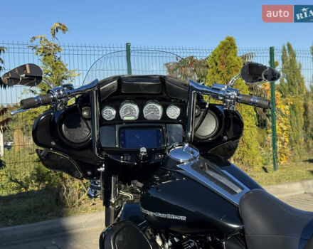 Черный Харлей-Дэвидсон FLHTK, объемом двигателя 1.85 л и пробегом 23 тыс. км за 23500 $, фото 38 на Automoto.ua