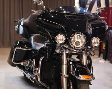 Чорний Харлей-Девідсон FLHTK Electra Glide Ultra Limited, об'ємом двигуна 1.8 л та пробігом 86 тис. км за 15000 $, фото 26 на Automoto.ua