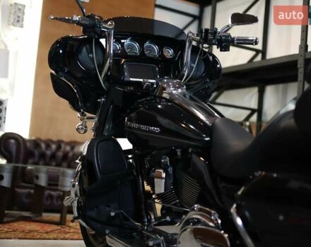Чорний Харлей-Девідсон FLHTK Electra Glide Ultra Limited, об'ємом двигуна 1.8 л та пробігом 86 тис. км за 15000 $, фото 18 на Automoto.ua