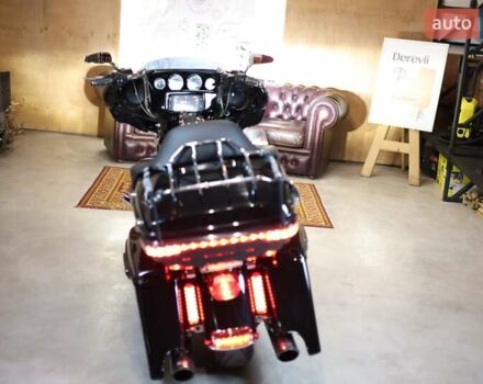Чорний Харлей-Девідсон FLHTK Electra Glide Ultra Limited, об'ємом двигуна 1.8 л та пробігом 86 тис. км за 15000 $, фото 14 на Automoto.ua