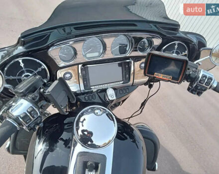 Черный Харлей-Дэвидсон FLHTK Electra Glide Ultra Limited, объемом двигателя 1.54 л и пробегом 39 тыс. км за 18000 $, фото 6 на Automoto.ua
