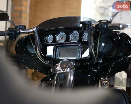 Чорний Харлей-Девідсон FLHTK Electra Glide Ultra Limited, об'ємом двигуна 1.8 л та пробігом 86 тис. км за 15000 $, фото 24 на Automoto.ua