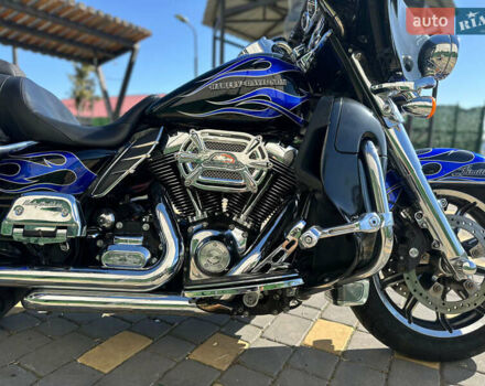 Чорний Харлей-Девідсон FLHTK Electra Glide Ultra Limited, об'ємом двигуна 1.8 л та пробігом 55 тис. км за 19500 $, фото 7 на Automoto.ua