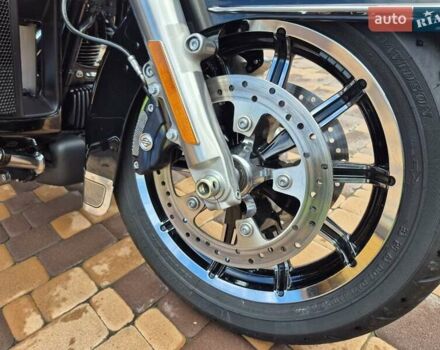 Черный Харлей-Дэвидсон FLHTK Electra Glide Ultra Limited, объемом двигателя 1.87 л и пробегом 18 тыс. км за 27200 $, фото 5 на Automoto.ua
