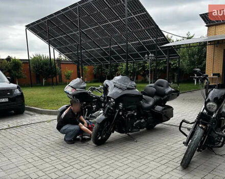 Чорний Харлей-Девідсон FLHTK Electra Glide Ultra Limited, об'ємом двигуна 2 л та пробігом 2 тис. км за 29550 $, фото 3 на Automoto.ua