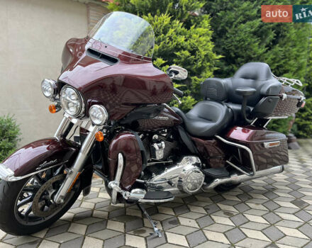 Красный Харлей-Дэвидсон FLHTK Electra Glide Ultra Limited, объемом двигателя 1.85 л и пробегом 12 тыс. км за 26300 $, фото 3 на Automoto.ua