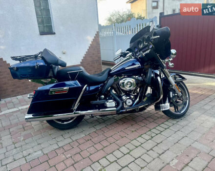 Синий Харлей-Дэвидсон FLHTK Electra Glide Ultra Limited, объемом двигателя 1.7 л и пробегом 60 тыс. км за 12500 $, фото 4 на Automoto.ua