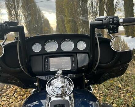 Синій Харлей-Девідсон FLHTK Electra Glide Ultra Limited, об'ємом двигуна 1.7 л та пробігом 55 тис. км за 16000 $, фото 2 на Automoto.ua