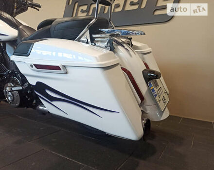 Білий Харлей-Девідсон FLHX Street Glide, об'ємом двигуна 1.8 л та пробігом 9 тис. км за 21900 $, фото 27 на Automoto.ua