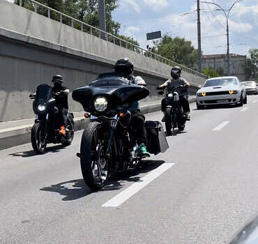 Черный Харлей-Дэвидсон FLHX Street Glide, объемом двигателя 0 л и пробегом 35 тыс. км за 39990 $, фото 28 на Automoto.ua