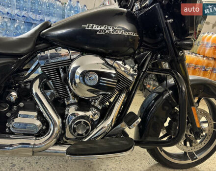 Чорний Харлей-Девідсон FLHX Street Glide, об'ємом двигуна 1.7 л та пробігом 67 тис. км за 14999 $, фото 5 на Automoto.ua