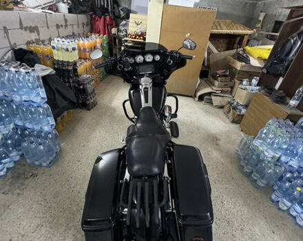 Чорний Харлей-Девідсон FLHX Street Glide, об'ємом двигуна 1.7 л та пробігом 67 тис. км за 14999 $, фото 1 на Automoto.ua