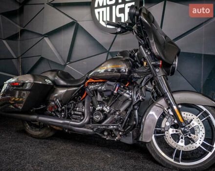 Черный Харлей-Дэвидсон FLHX Street Glide, объемом двигателя 1.87 л и пробегом 11 тыс. км за 18900 $, фото 1 на Automoto.ua