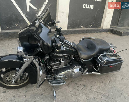 Зеленый Харлей-Дэвидсон FLHX Street Glide, объемом двигателя 1.6 л и пробегом 46 тыс. км за 11500 $, фото 2 на Automoto.ua