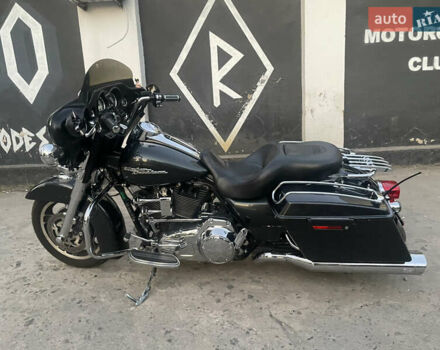 Зеленый Харлей-Дэвидсон FLHX Street Glide, объемом двигателя 1.6 л и пробегом 46 тыс. км за 11500 $, фото 1 на Automoto.ua