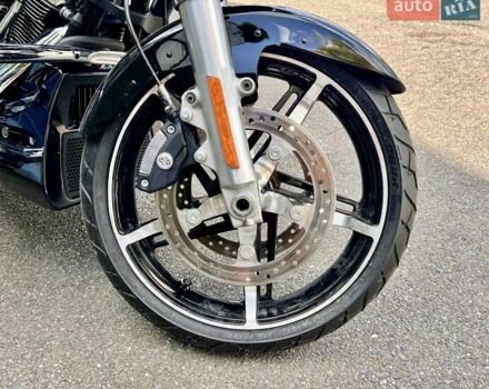 Черный Харлей-Дэвидсон FLHXS, объемом двигателя 2 л и пробегом 2 тыс. км за 29000 $, фото 17 на Automoto.ua