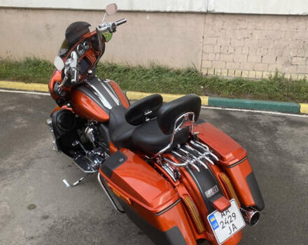 Красный Харлей-Дэвидсон FLHXSE, объемом двигателя 1.92 л и пробегом 26 тыс. км за 28000 $, фото 5 на Automoto.ua