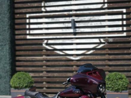Харлей-Дэвидсон FLHXSE 2019 в Одессе на Automoto.ua Красный Харлей-Дэвидсон FLHXSE, объемом двигателя 1.92 л и пробегом 10 тыс. км за 32000 $, фото 1 на Automoto.ua