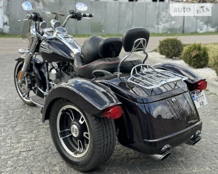 Харлей-Дэвидсон FLRT 2016 в Сумах на Automoto.ua Фиолетовый Харлей-Дэвидсон FLRT, объемом двигателя 1.7 л и пробегом 8 тыс. км за 19999 $, фото 16 на Automoto.ua