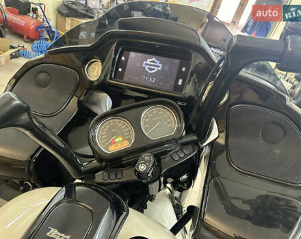 Белый Харлей-Дэвидсон FLTRX Road Glide, объемом двигателя 1.92 л и пробегом 3 тыс. км за 29000 $, фото 11 на Automoto.ua