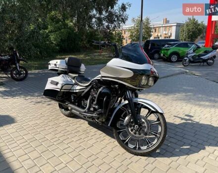 Белый Харлей-Дэвидсон FLTRXS, объемом двигателя 1.8 л и пробегом 16 тыс. км за 35000 $, фото 2 на Automoto.ua