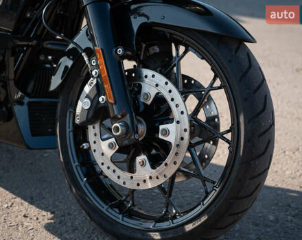 Черный Харлей-Дэвидсон FLTRXS, объемом двигателя 1.87 л и пробегом 20 тыс. км за 25000 $, фото 6 на Automoto.ua