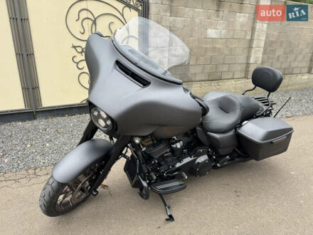 Харлей-Дэвидсон FLTRXST 2023 в Одессе на Automoto.ua Серый Харлей-Дэвидсон FLTRXST, объемом двигателя 2 л и пробегом 8 тыс. км за 27900 $, фото 1 на Automoto.ua