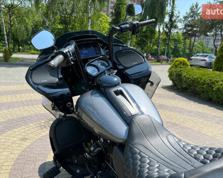 Серый Харлей-Дэвидсон Road Glide Limited, объемом двигателя 1.9 л и пробегом 12 тыс. км за 24490 $, фото 10 на Automoto.ua