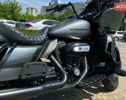 Серый Харлей-Дэвидсон Road Glide Limited, объемом двигателя 1.9 л и пробегом 12 тыс. км за 24490 $, фото 29 на Automoto.ua