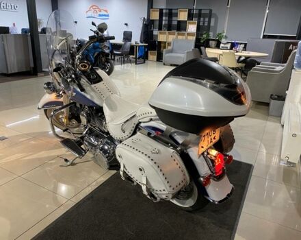 Белый Харлей-Дэвидсон Softail Deluxe, объемом двигателя 1.7 л и пробегом 21 тыс. км за 13000 $, фото 4 на Automoto.ua