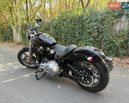 Черный Харлей-Дэвидсон Softail Standard, объемом двигателя 1.8 л и пробегом 8 тыс. км за 12700 $, фото 4 на Automoto.ua
